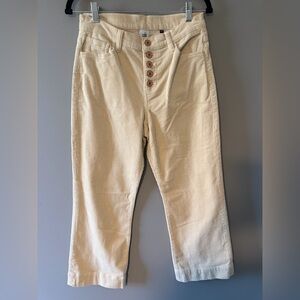 Cabi ‘Bone’ (cream) Corduroy Button-Fly Cropped Pants. Wider leg. Size 4.